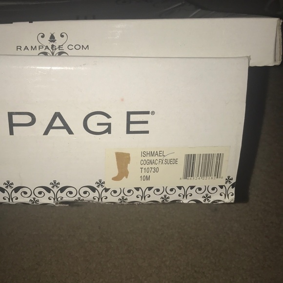 New faux suede boots - Picture 2 of 7